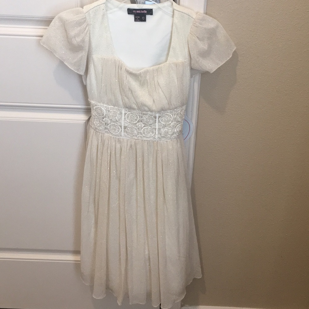 Brand New without Tags girls dress
